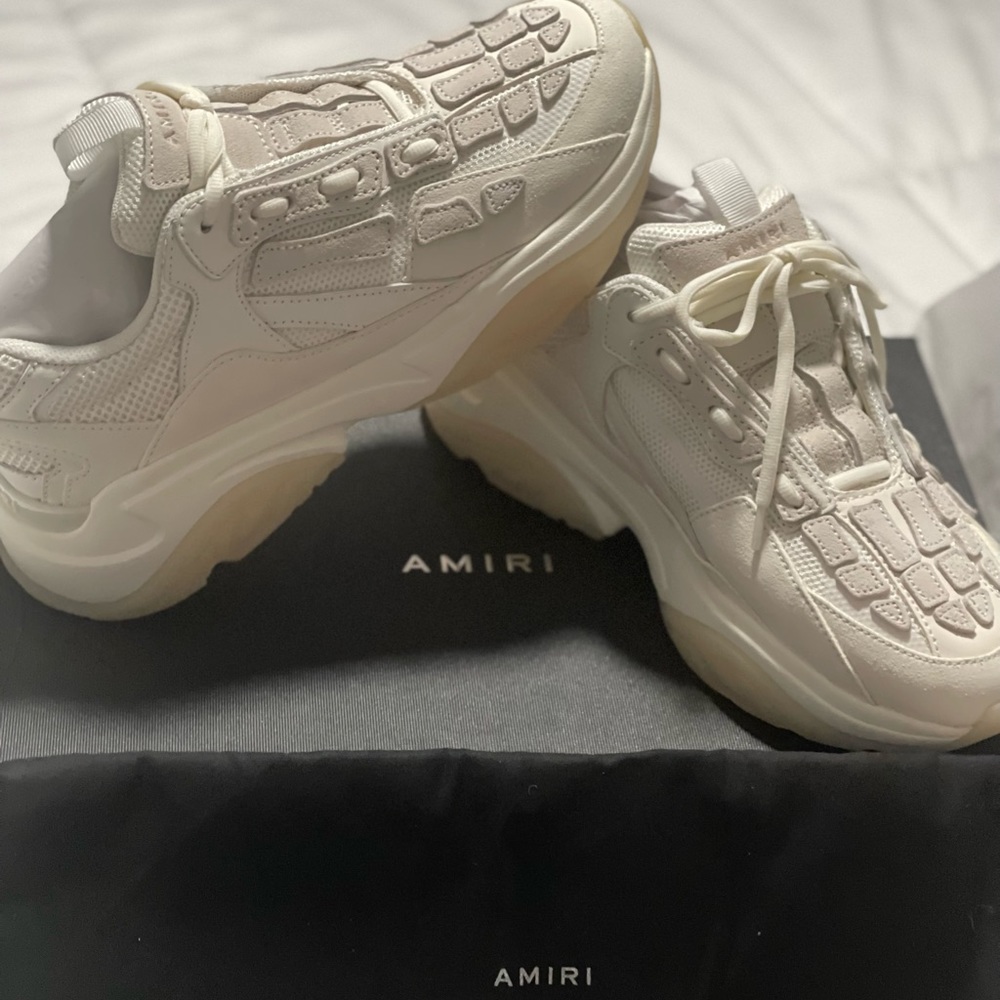 AMIRI Bone Runner Sneaker Size 40 Euro BRAND NEW never worn.